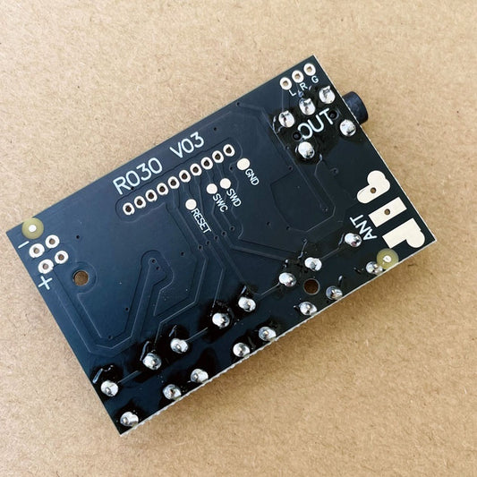 Radio Module Stereo FM Receiving Board (no Need for Antenna - Headphones and Antenna Cable)